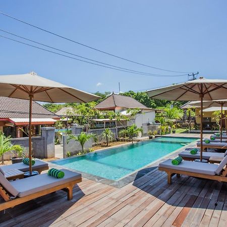 Samanta Huts Hotel Nusa Lembongan  Ngoại thất bức ảnh