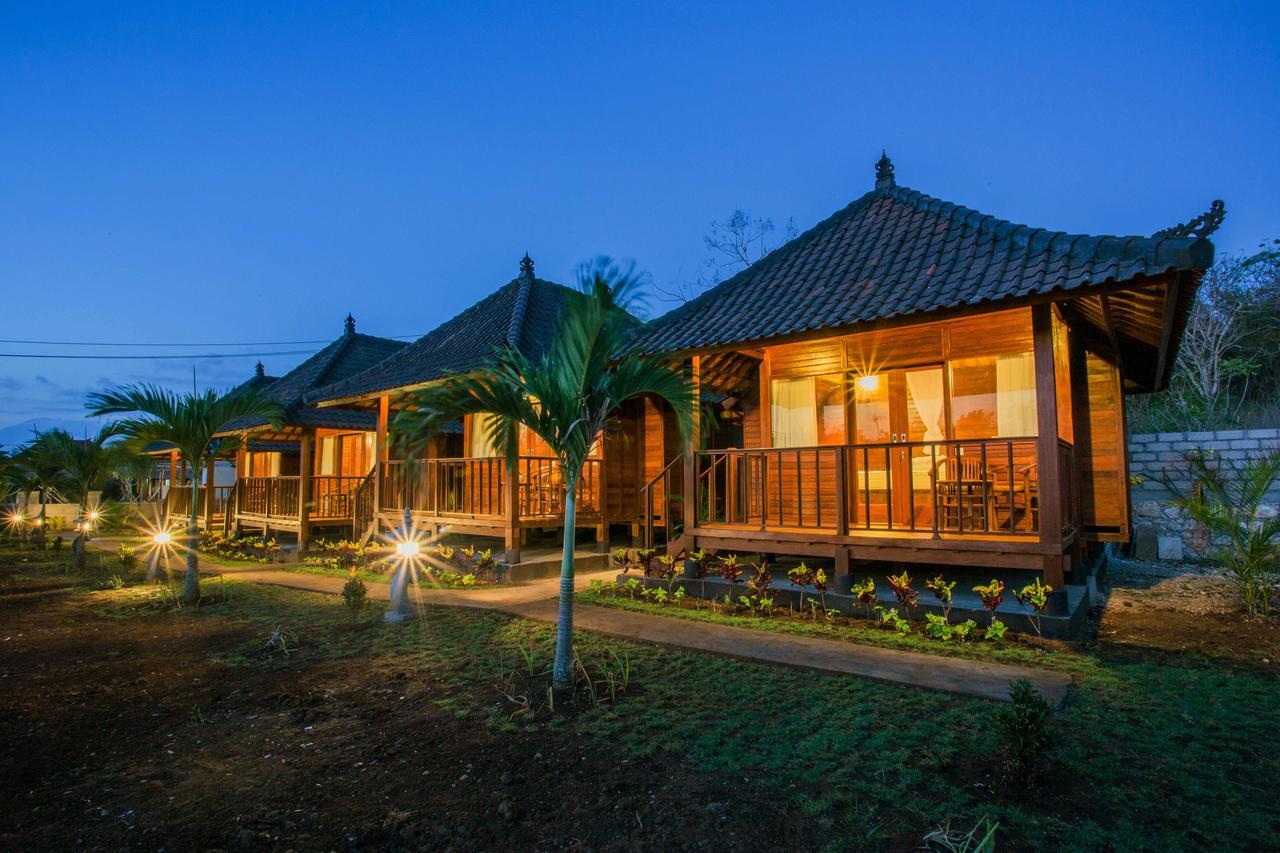 Samanta Huts Hotel Nusa Lembongan  Ngoại thất bức ảnh