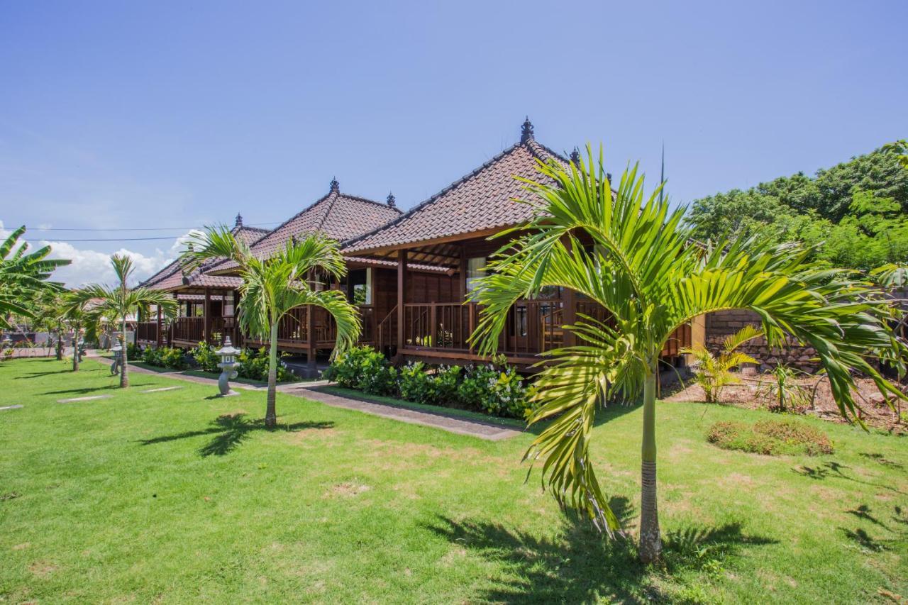 Samanta Huts Hotel Nusa Lembongan  Ngoại thất bức ảnh