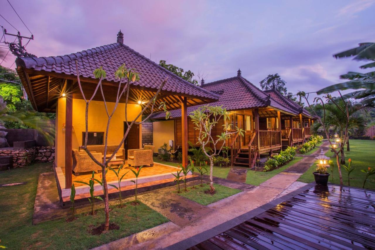 Samanta Huts Hotel Nusa Lembongan  Ngoại thất bức ảnh