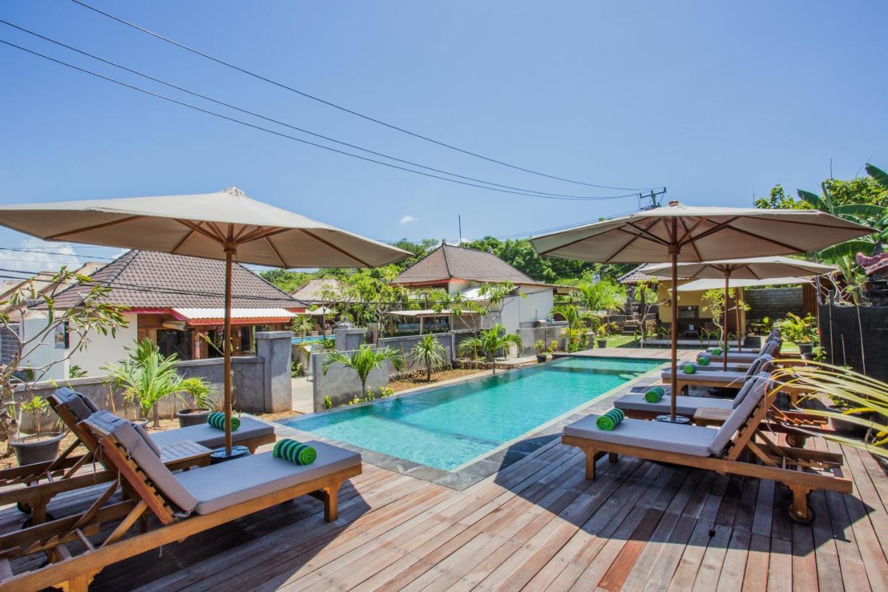 Samanta Huts Hotel Nusa Lembongan  Ngoại thất bức ảnh