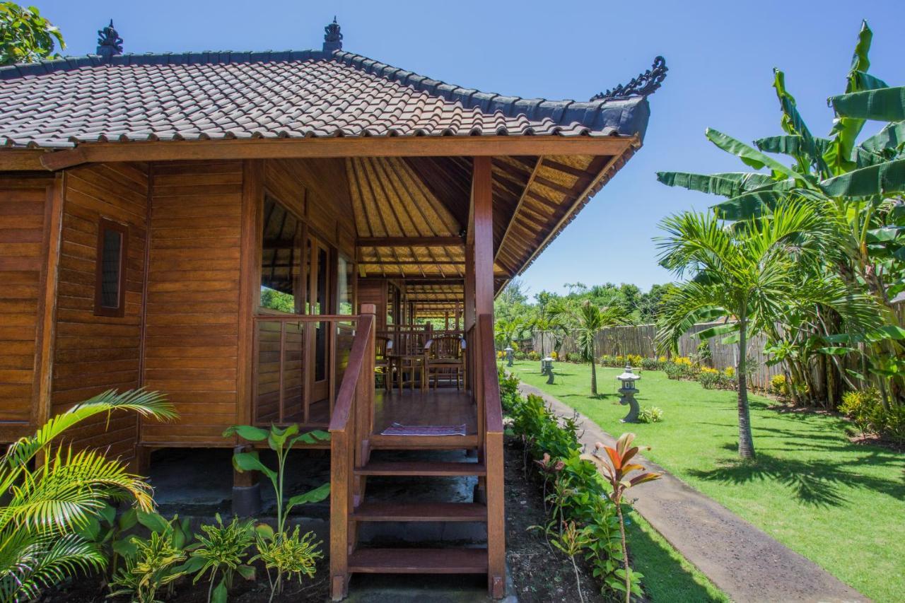 Samanta Huts Hotel Nusa Lembongan  Ngoại thất bức ảnh
